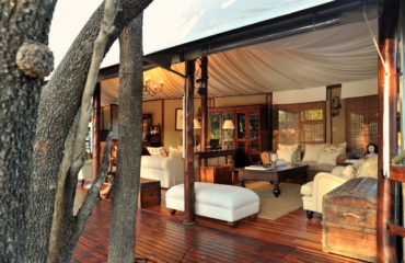 Hamiltons Tented Camp - Lounge Outside View